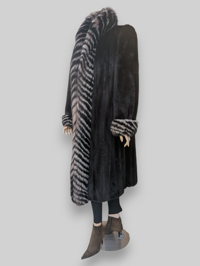 Dark Mink Coat w/ Dyed Fox Trim -Medium