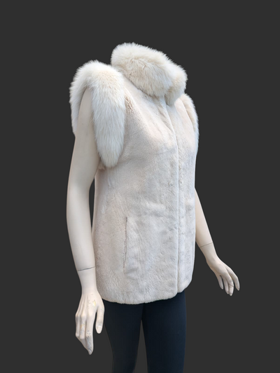 Light Sheared Beaver Vest w/ Shadow Fox Trim -Small/Medium