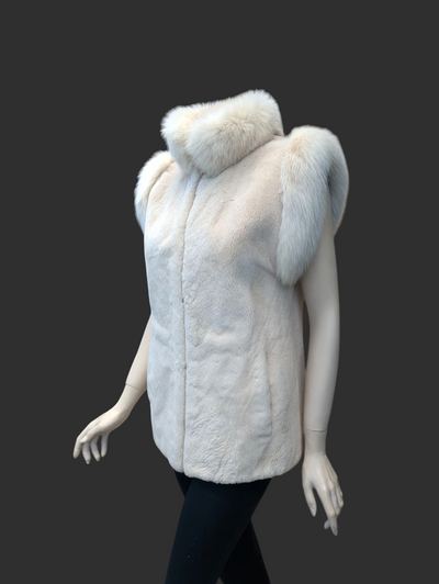 Light Sheared Beaver Vest w/ Shadow Fox Trim -Small/Medium