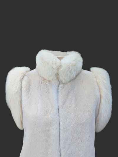 Light Sheared Beaver Vest w/ Shadow Fox Trim -Small/Medium