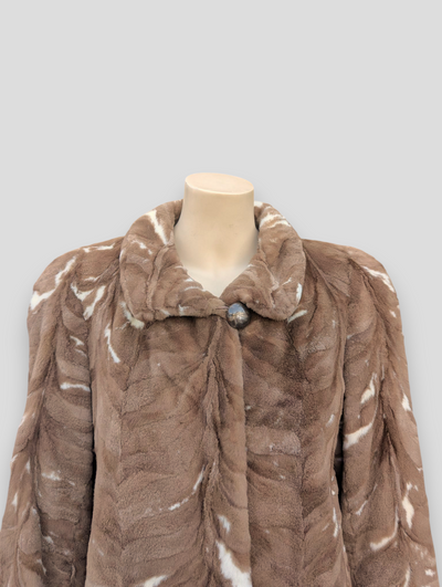 Natural Sheared Mink Paw Stroller -XL