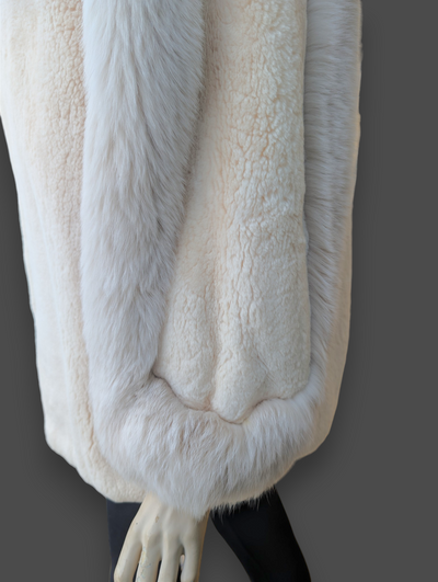 Light Sheared Beaver & Fox Jacket -Medium