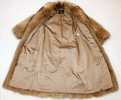 PRE-OWNED LARGE FINNISH RACCOON FUR COAT! FEATHERED, LIGHTWEIGHT DESIGN! - from THE REAL FUR DEAL & DAVID APPEL FURS new and pre-owned online fur store!