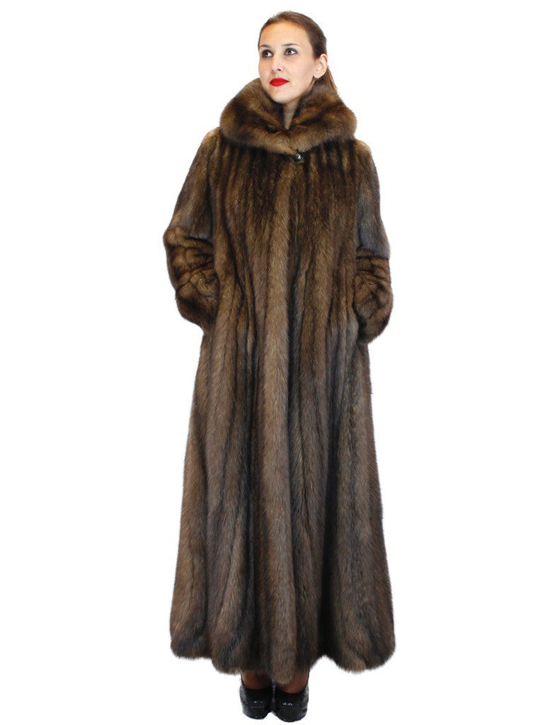 Veste Boléro Fourrure Sable Couronne Russe – 3 Rangées, Taille S, Marron, Occasion Très Bon état