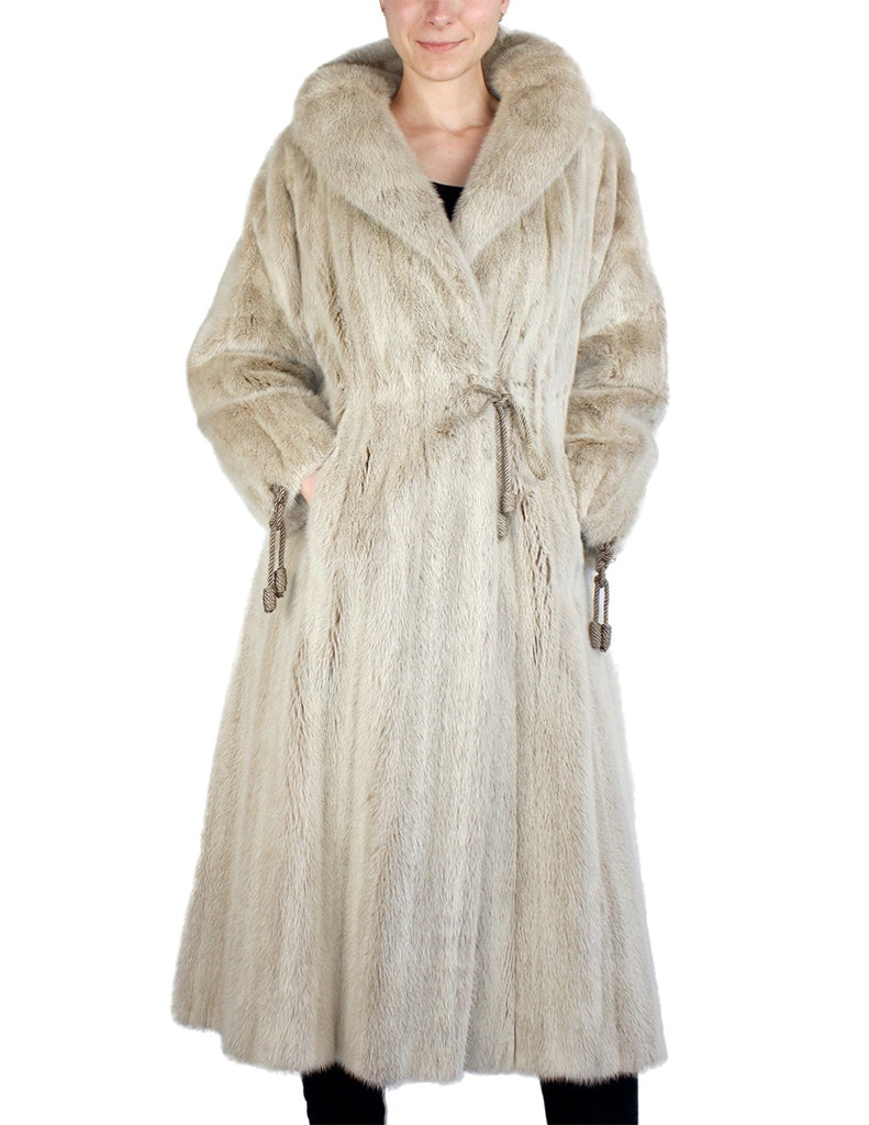 Iceberg Semi-Sheared Sculptured Mink Fur Parka | Estate Furs